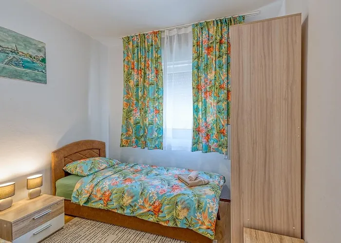 Gaby With Balcony Poreč